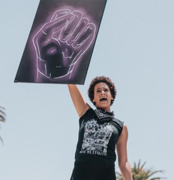 Estrategias creativas de resistencia antirracista